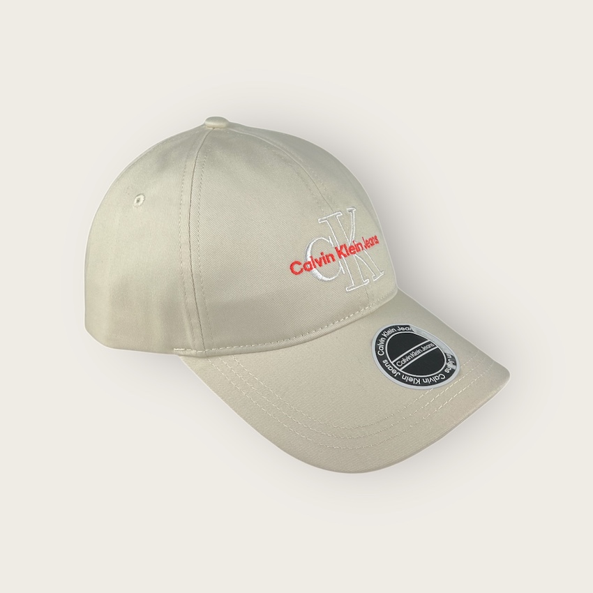 CALVIN KLEIN JEANS czapka