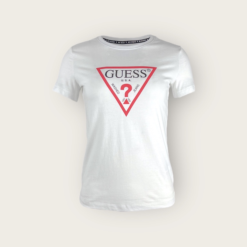 GUESS t-shirt